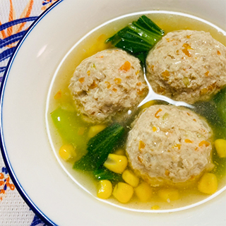 鶏団子とチンゲン菜のあんかけ煮